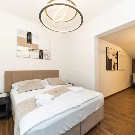 شقة Old Town Retreat By Belmont Realty زادار