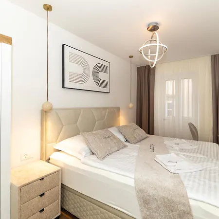 Old Town Retreat By Belmont Realty