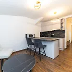 Old Town Retreat By Belmont Realty *