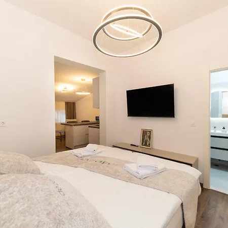 Apartment Old Town Retreat By Belmont Realty