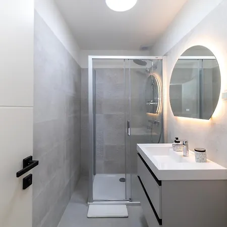 דירה Old Town Retreat By Belmont Realty זאדאר