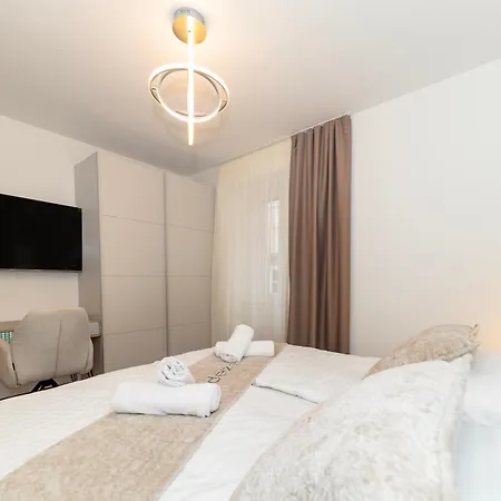 דירה Old Town Retreat By Belmont Realty