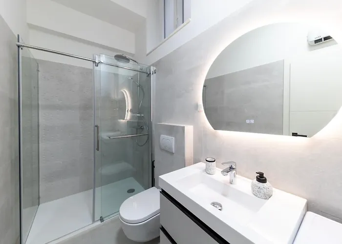 Old Town Retreat By Belmont Realty Apartment